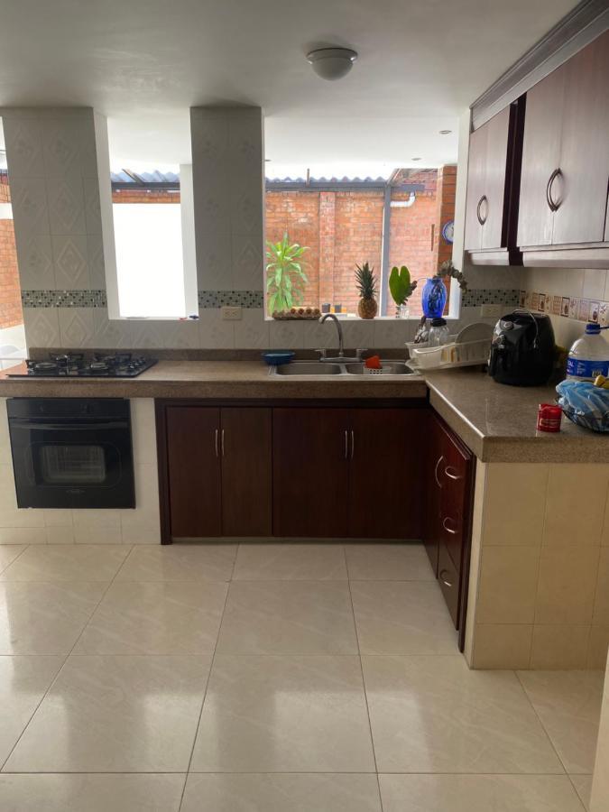 Alma Rh Villa Cali Eksteriør billede